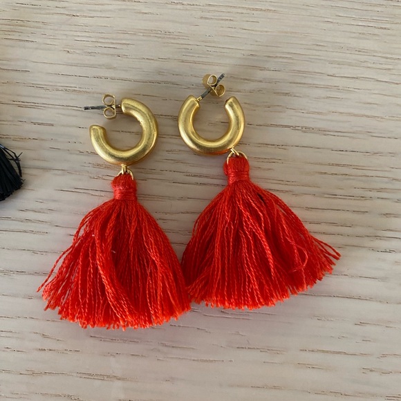 Madewell earrings - 3 pairs of hoops with fringe / tassels - Picture 4 of 4